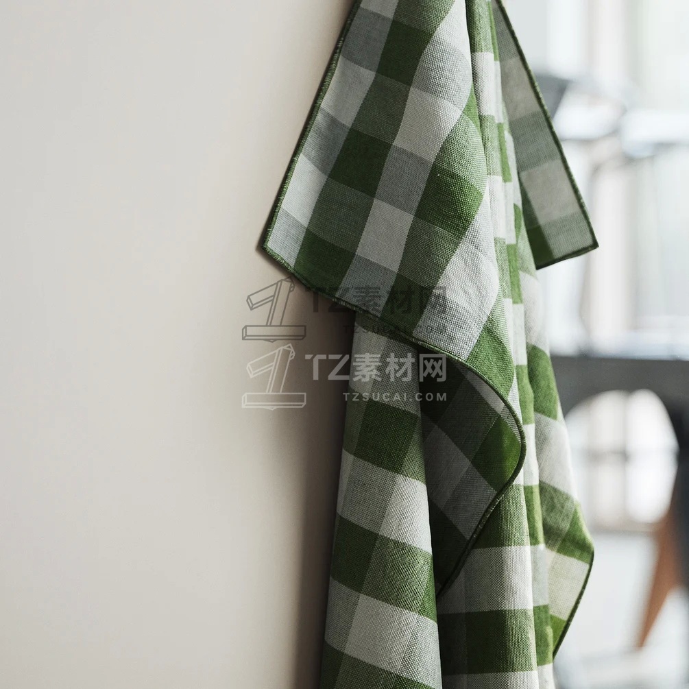 Hand Towel 002.jpg